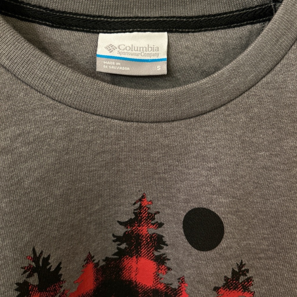 Columbia Charcoal Sweater with Bear and Forest Design - Picture 2 of 3